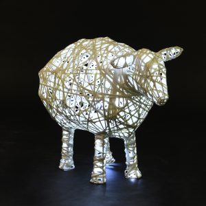 Mouton lumineux 02, structure 3D, fibre minérale, led