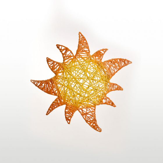 Soleil, structure 2D, fibre minérale - ourson debout - formes décoratives tissées