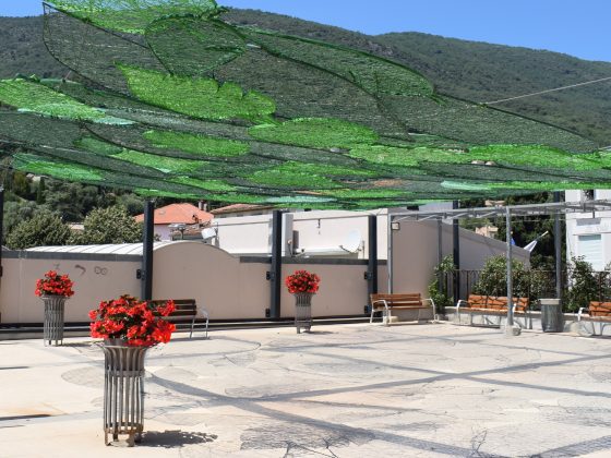 Solutions d'ombrage urbain